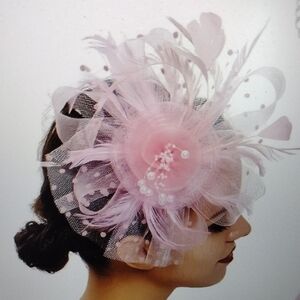 Elegant Pink Fascinator with Feathers And Faux Pearls Mother's Day Or Races